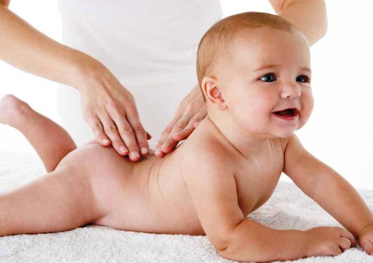 7 Langkah Dalam Memijat Bayi